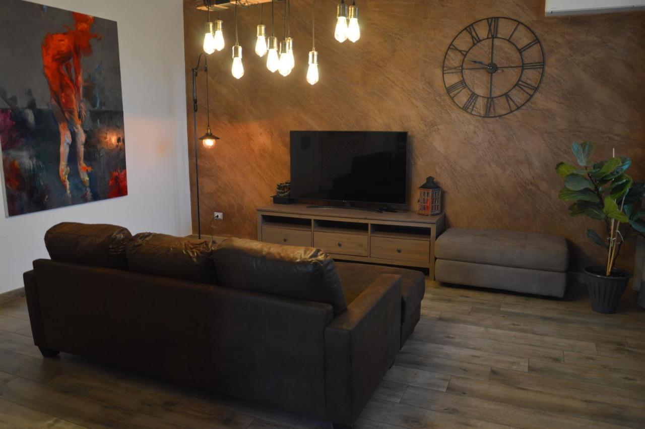 La Casa Di Barry Bed & Breakfast Pozzuoli Bagian luar foto